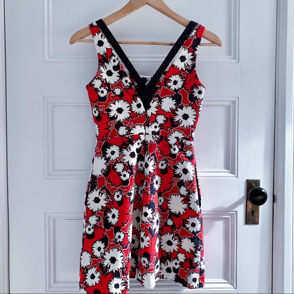 ❌SOLD❌ Zara Dress from Spain - Picture 2 of 8